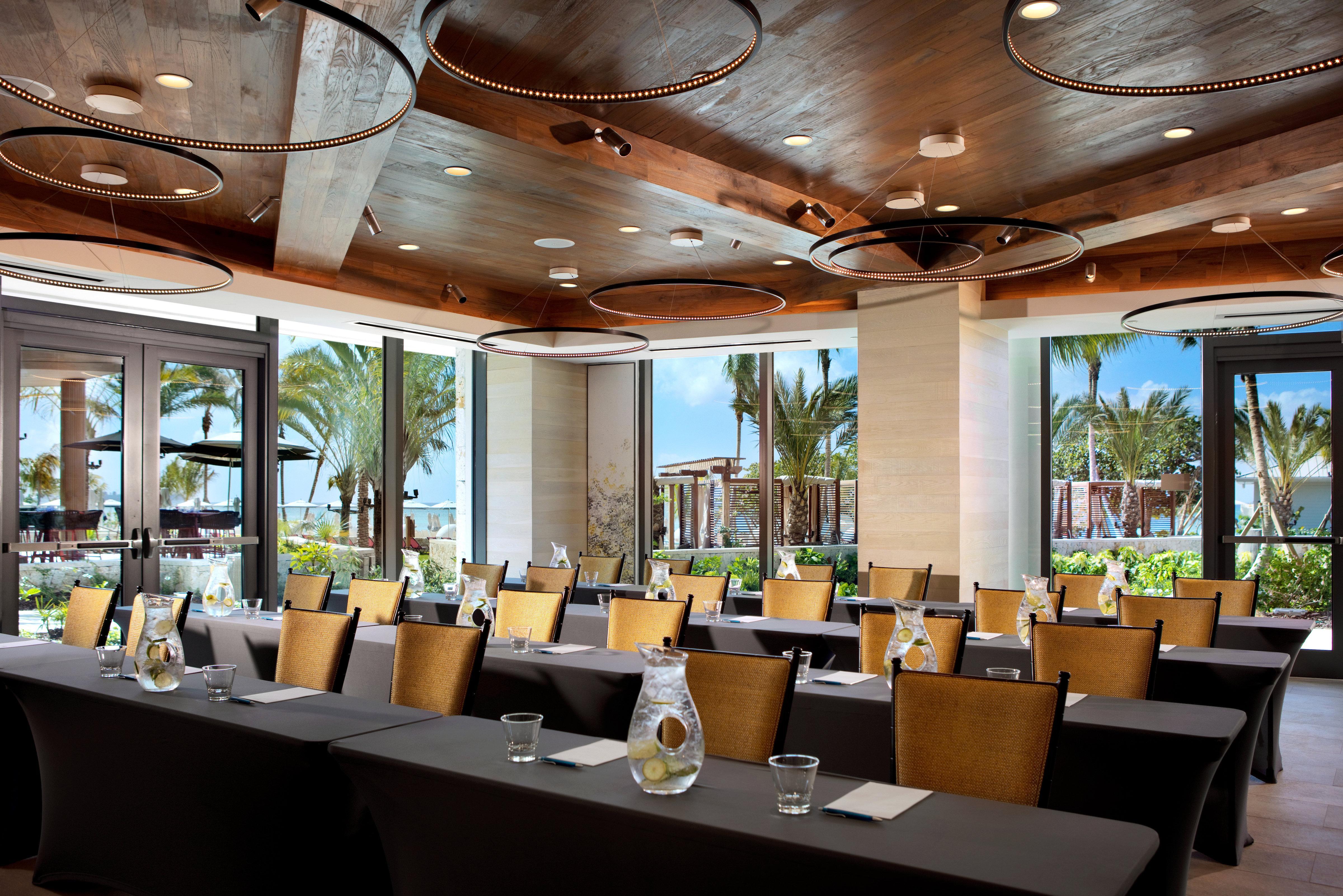 Kimpton Seafire Resort + Spa By Ihg West Bay Exterior foto