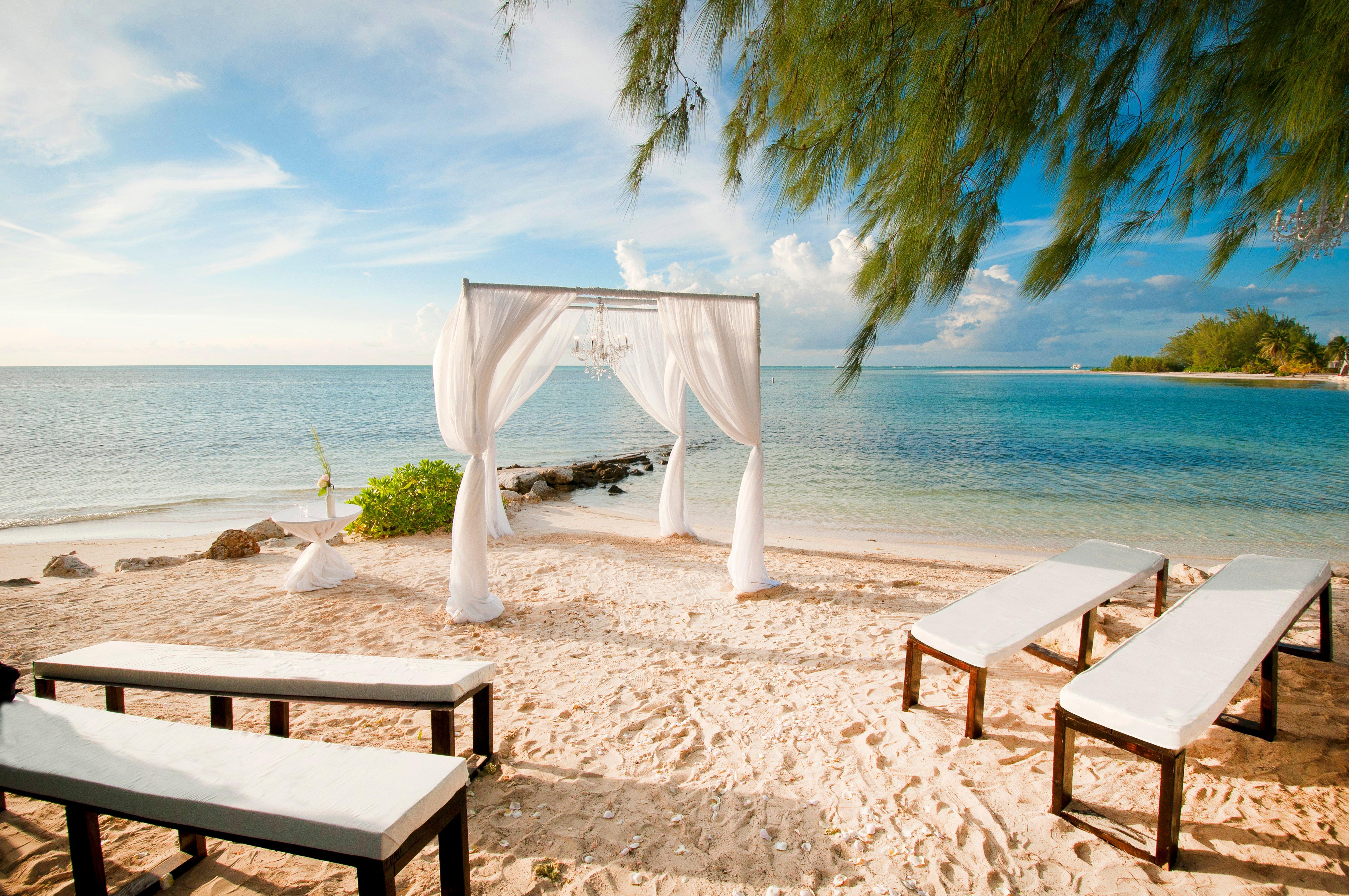 Kimpton Seafire Resort + Spa By Ihg West Bay Exterior foto